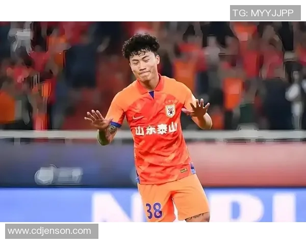 揭秘足坛巨星那些鲜为人知的小名趣事与背后故事 揭秘足坛巨星那些鲜为人知的小名趣事与背后故事