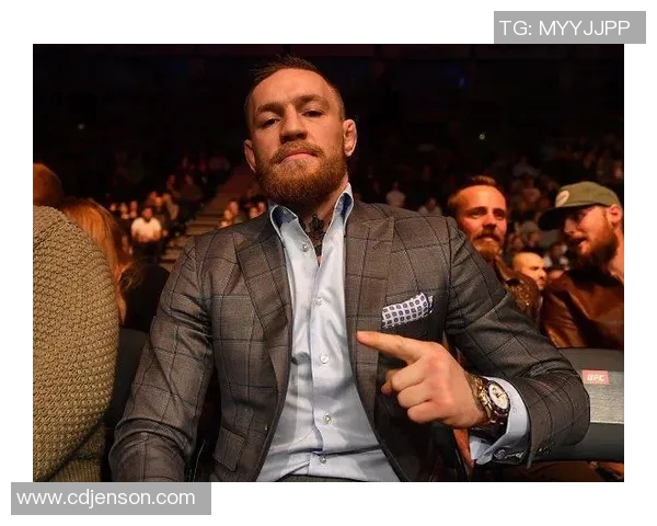 踢足球还能打拳击的球星揭秘:他们如何在两个世界中自如切换 踢足球还能打拳击的球星揭秘:他们如何在两个世界中自如切换